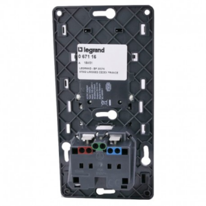 Prise Semi-Encastrée Céliane Legrand 067116